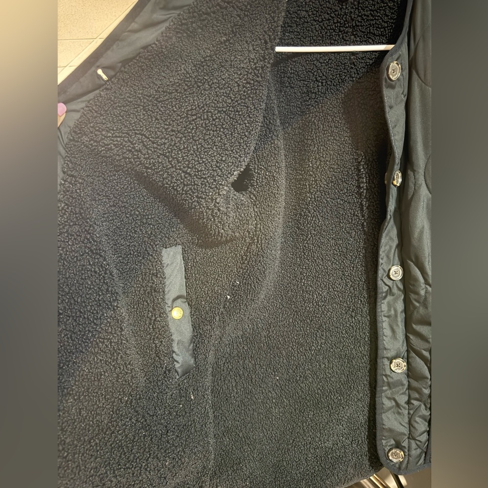 Reversible Puffer Jacket With Primaloft - image 5